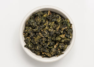 Brewing High Mountain Oolong from Taiwan