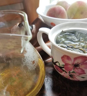 Alishan High Mountain oolong tea